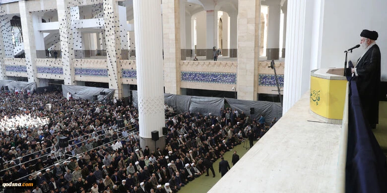 الخطبة الأولى لقائد الثورة الاسلامية آية الله خامنئي بصلاة الجمعة

أعداء الشعب الإيراني هم انفسهم أعداء فلسطين ولبنان والعراق ومصر واليمن 2