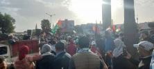 تظاهرات گسترده در شهر دار البیضاء مراکش در حمایت از غزه و محکومیت نسل‌کشی رژیم صهیونیستی و عادی‌سازی روابط با این رژیم  3