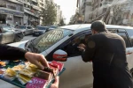اهدای متبرکات حرم مطهر رضوی به مردم لبنان 4