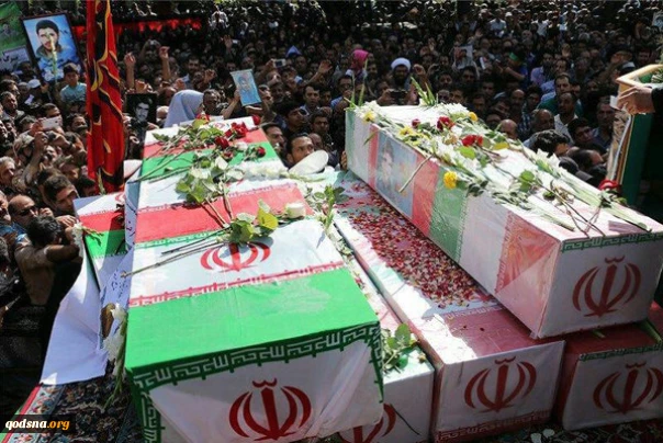 تشییع پیکر شهدای گمنام/  پیکر ۱۰۰ شهید گمنام در تهران و ۲۰۰ شهید هم در سایر استان‌ها در حال تشییع است 2
