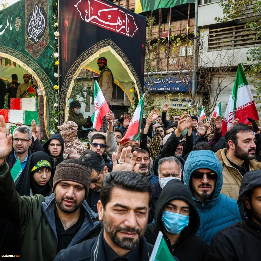 تشییع پیکر شهدای گمنام/  پیکر ۱۰۰ شهید گمنام در تهران و ۲۰۰ شهید هم در سایر استان‌ها در حال تشییع است 5