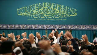قائد الثورة الإسلامية: الاستراتيجية الدائمة للشهيد سليماني كانت إحياء جبهة المقاومة