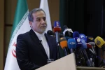 عراقجي: ثورة الشعب الإيراني جاءت حتى لا يتمكن أي أجنبي من إملاء أوامره علينا 2