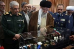 تصاویری از بازدید یک ساعته رهبر انقلاب از نمایشگاه آخرین دستاوردهای دانشمندان صنعت دفاعی کشور 2