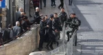 نتنياهو يُشدد الخناق على الصلاة خلال رمضان ..

أوَّل جمعة من رمضان.. دعوات للحشد في الأقصى ردًا على منع الاحتلال للمصلين من الاعتكاف
 2