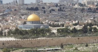 الاحتلال يضيِّق الخناق على الأقصى... تهويد مدروس في رمضان