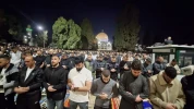 تصاویری از حضور گسترده و باشکوه شب گذشته 130 هزار نمازگزار فلسطینی در نماز تراویح مسجد الاقصی 10