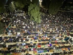 تصاویری از حضور گسترده و باشکوه شب گذشته 130 هزار نمازگزار فلسطینی در نماز تراویح مسجد الاقصی 8