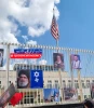 نصب تصویر رهبران و فرماندهان محور مقاومت روی دیوار سفارت آمریکا در آفریقای جنوبی
 2