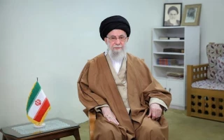 قائد الثورة يسمي العام الجديد بعام"الاستثمار من اجل الإنتاج" ويدعو الى وحدة الامة امام جرائم اسرائيل