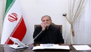 في اتصال هاتفي مع رئيس المجلس السياسي الاعلى في اليمن..

الرئيس الإيراني لو اتحد المسلمون فلن يتمكن الأعداء من ظلم أي من الشعوب الإسلامية