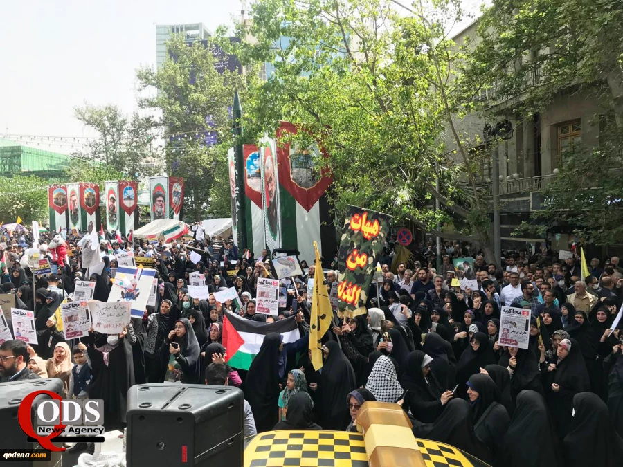 People of Tehran hold rally to condemn Israeli crimes 13