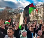 تظاهرات گسترده در پایتخت نروژ در حمایت از غزه با شعار «فلسطین از نهر تا بحر» 3
