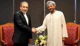 انطلاق جولة جديدة من المحادثات غير المباشرة بين إيران والولايات المتحدة في عُمان؛

عراقجي:هدفنا هو التوصل إلى اتفاق عادل ومشرف من موقع متساو والمفاوضات الان فرصة لاختبار الإرادات