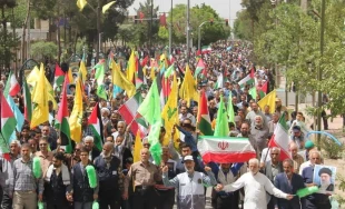 راهپیمایی جمعه‌های خشم در آذربایجان غربی، کرمان، کرمانشاه و گلستان

 2
