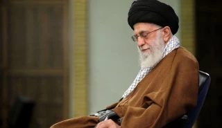 قائد الثورة: على المسؤولين كشف أي إهمال أو تعمد لحادثة انفجار ميناء الشهيد رجائي
