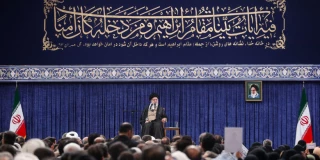 قائد الثورة الإسلامية: لو توحّدت الأمّة الاسلامية لما وقعت مأساة فلسطين وغزّة