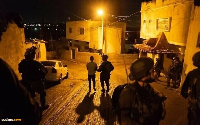 Three Palestinians injured, others arrested in Zionists’ West Bank raids