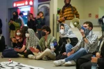 دانشجویان دانشگاه هنر و دانشگاه فنی برلین، در اعتراض به نسل‌کشی و محاصره غزه از سوی رژیم صهیونیستی کلاس ها را تعطیل و تحصن کردند 2