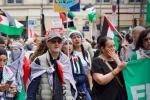 تظاهرات در پاریس فرانسه در حمایت از فلسطین و محکومیت جنگ گرسنگی علیه ساکنان غزه 3