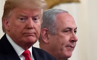 تردید رسانه های غربی به عملی شدن طرح صلح ترامپ؛

ای بی سی نیوز: طرح صلح ترامپ بیشتر توافق آزادی گروگان ها(اسرا) است/ نیوزویک:  پذیرش شروط برای حماس دشوار است / گاردین: این طرح بیش از آن که نقشه راه دقیق باشد طرحی کلی و سرسری است