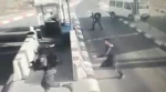 لحظه عملیات شهادت طلبانه جوان فلسطینی در کرانه باختری