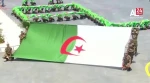 اهتزاز پرچم فلسطین در مراسم فارغ التحصیلی دانشکده نظامی در الجزایر
