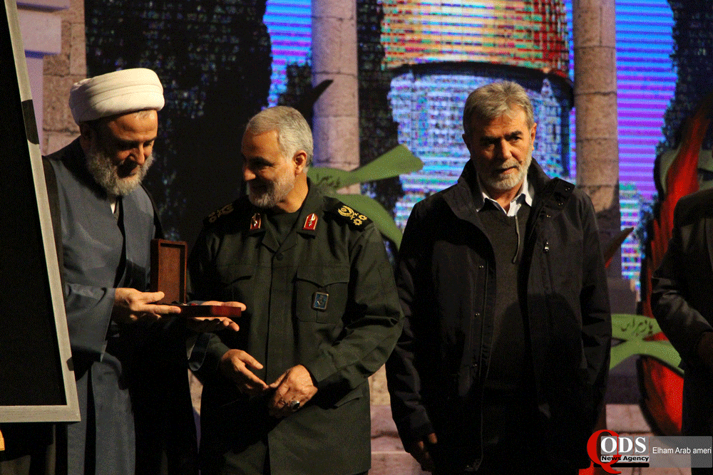 Commemoration conference of “secret of Razvan" convened by presence of Ghassem Soleimani 13