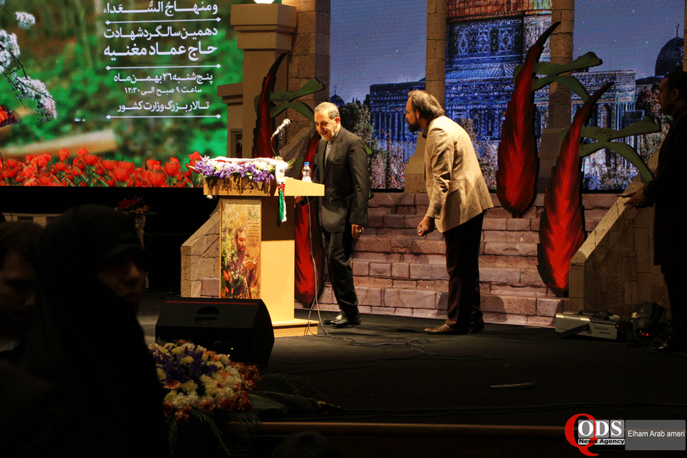 Commemoration conference of “secret of Razvan" convened by presence of Ghassem Soleimani 16
